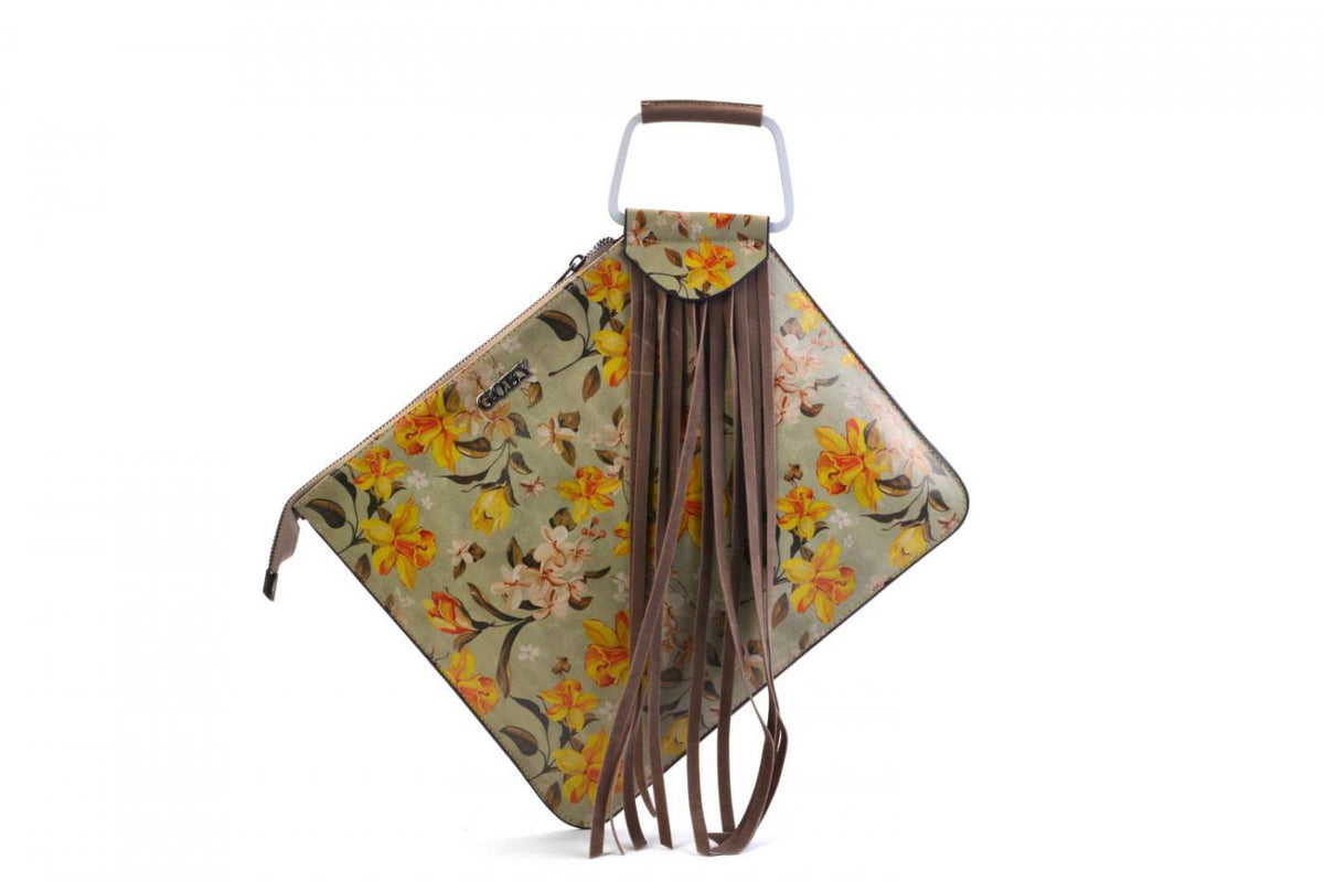 Hand Bags Outlet - No Exchange or Return