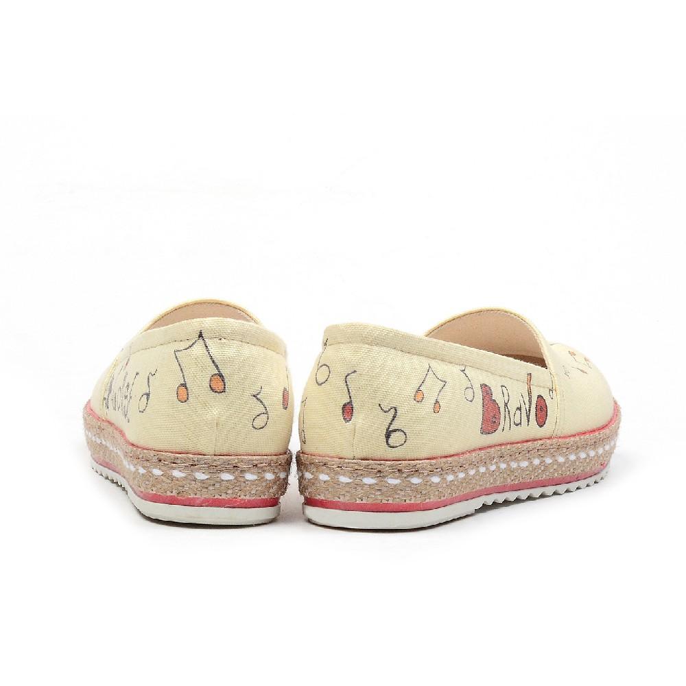 Sneaker Shoes Outlet - No Exchange or Return 35 EU - 5 US