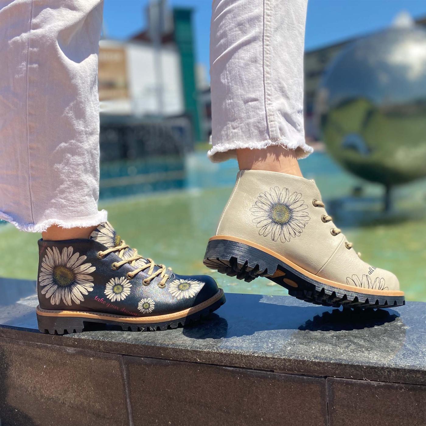 Short Boots Outlet - No Exchange or Return 38 EU - 7.5 US