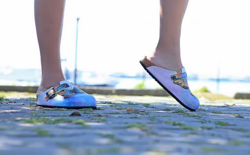 Clogs Outlet - No Exchange or Return 39 EU - 8.5 US