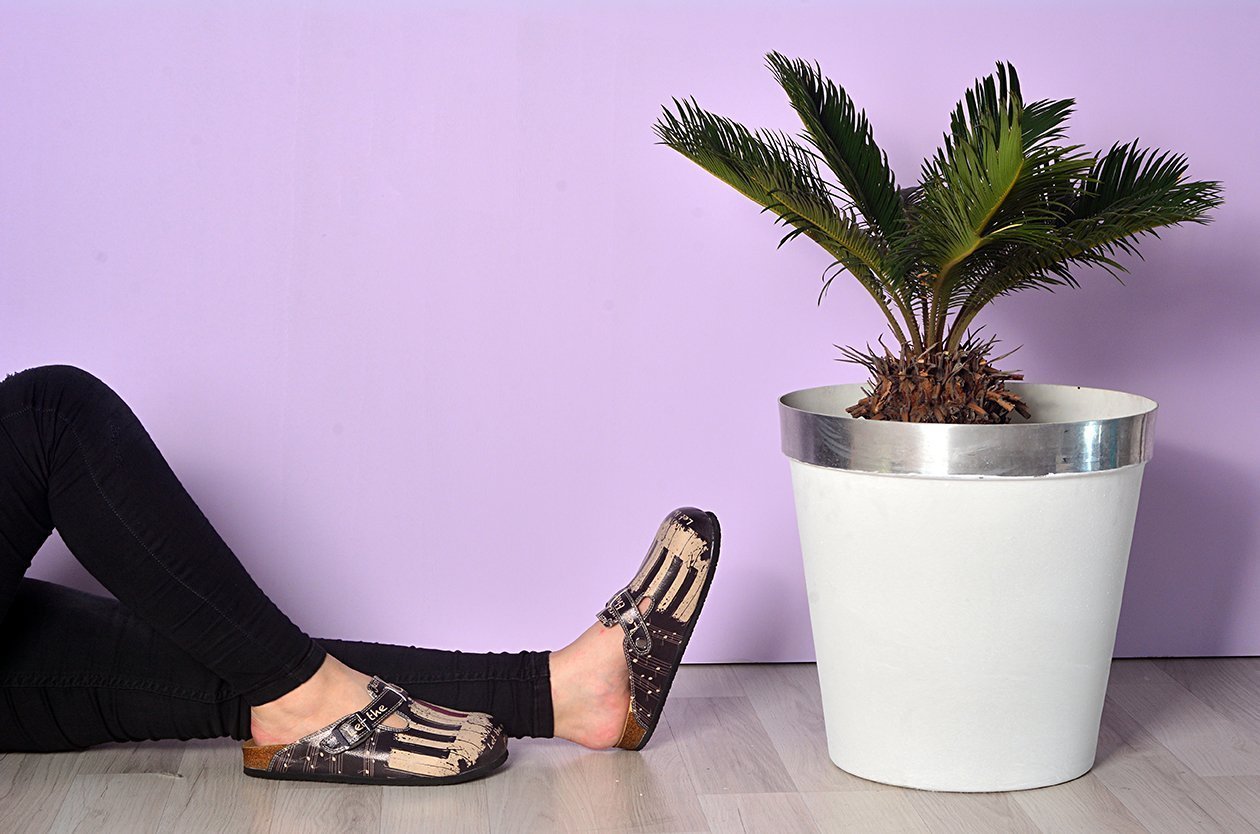 Black Piano Keys Clogs CAL311 (737682096224)