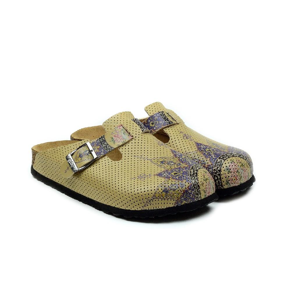Clogs Outlet - No Exchange or Return  37 EU - 6.5 US