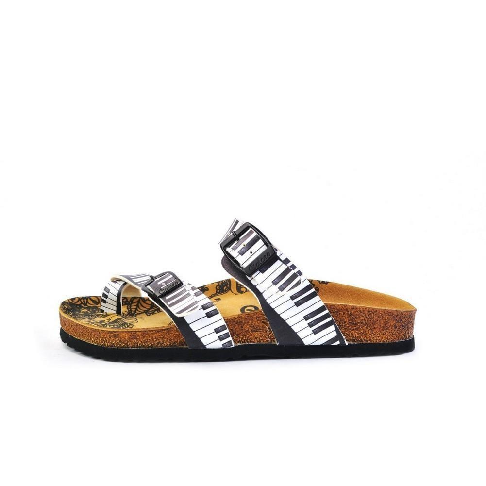 Sandal Outlet - No Exchange or Return  38 EU - 7.5 US