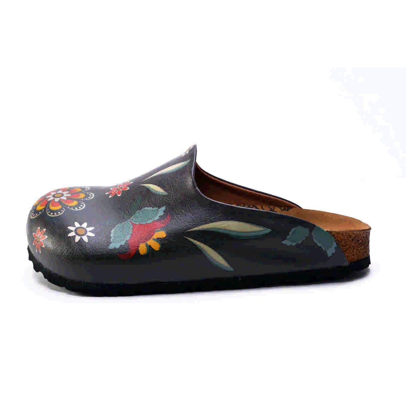 Clogs Outlet - No Exchange or Return  41 EU - 10 US