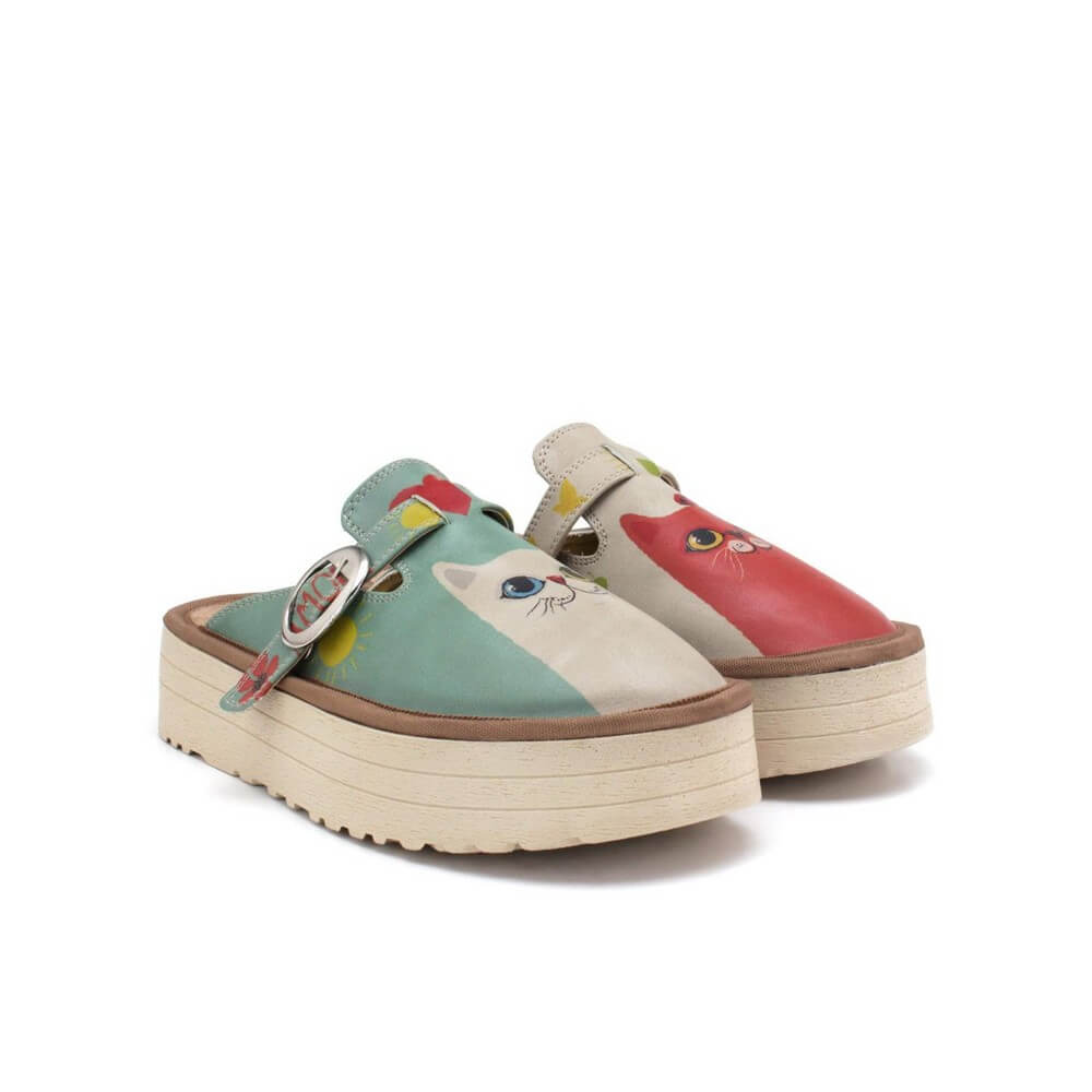 Slipper Outlet - No Exchange or Return  39 EU - 8.5 US
