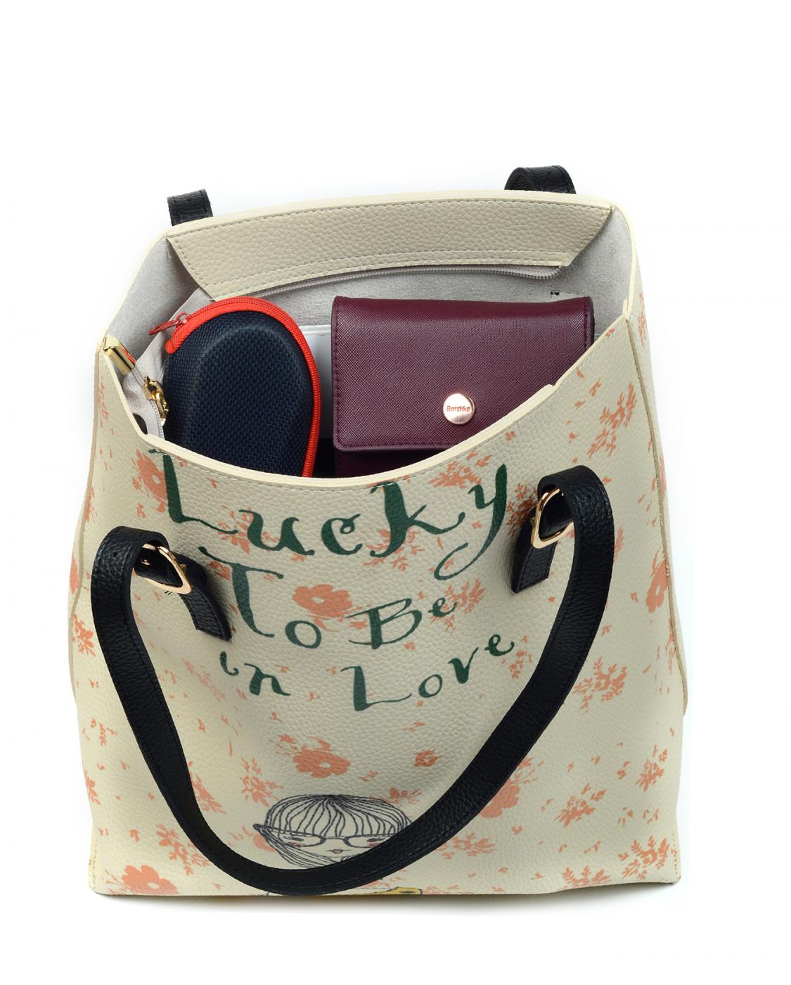 Hand Bags Outlet - No Exchange or Return