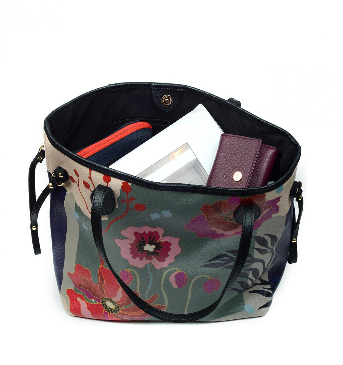 Hand Bags Outlet - No Exchange or Return