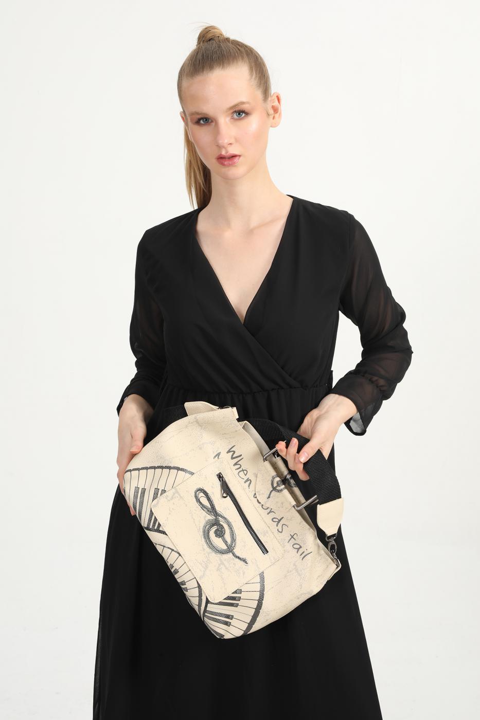 Hand Bags Outlet - No Exchange or Return