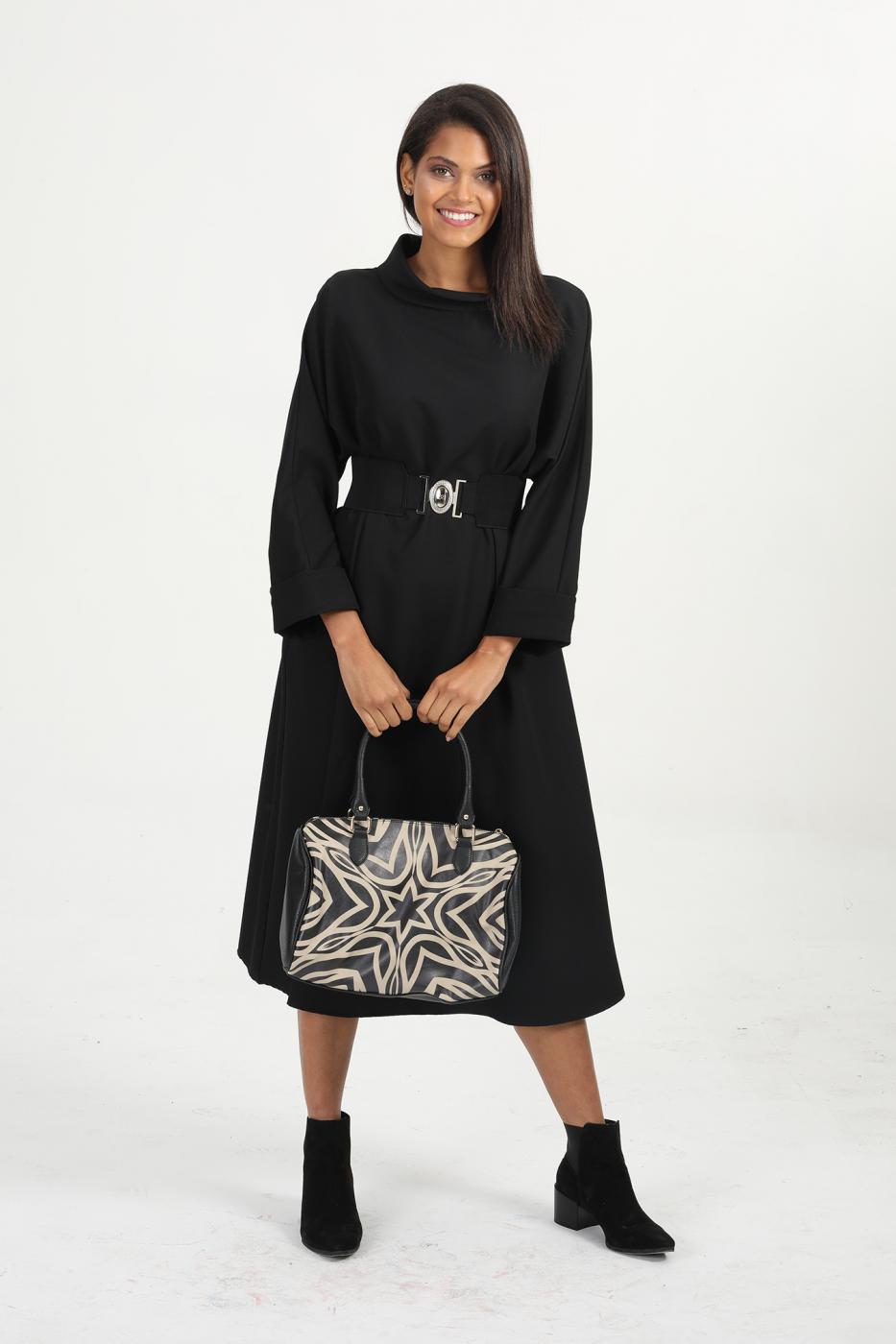 Hand Bags Outlet - No Exchange or Return