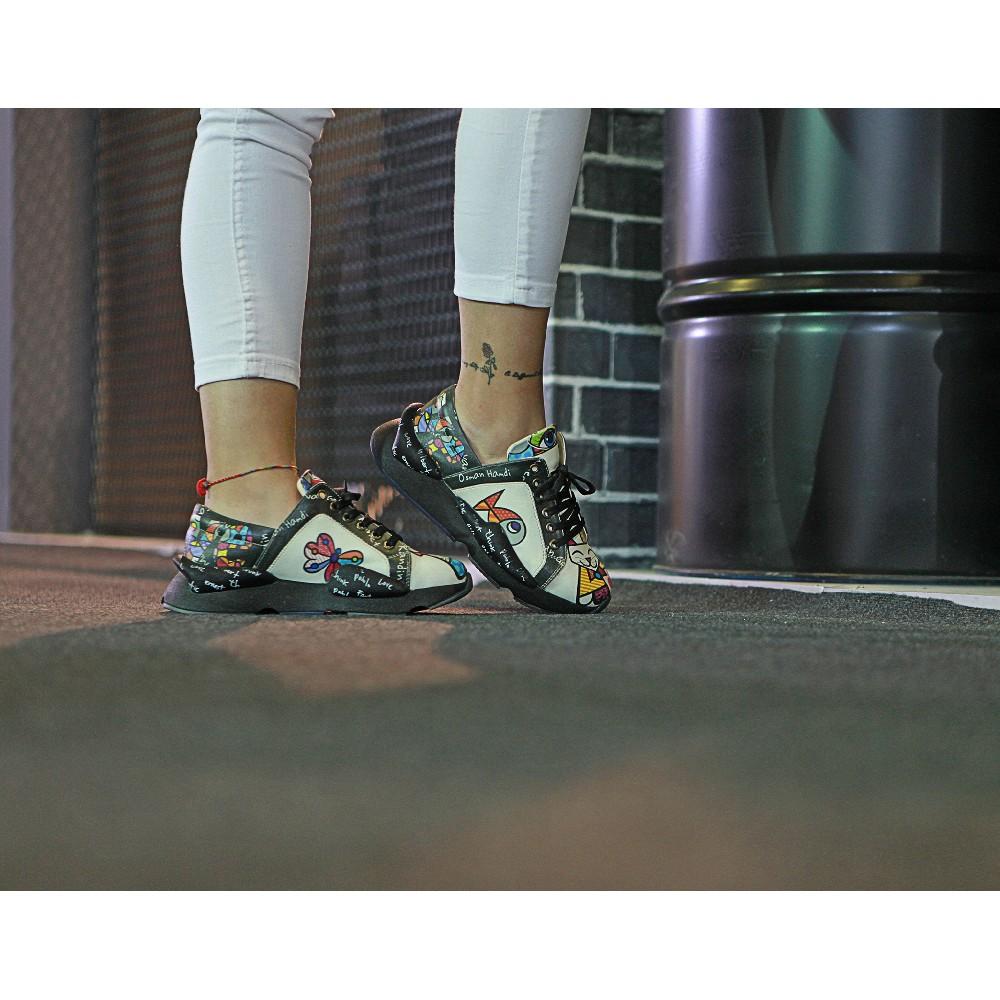 Sneaker Shoes Outlet - No Exchange or Return  39 EU - 8.5 US