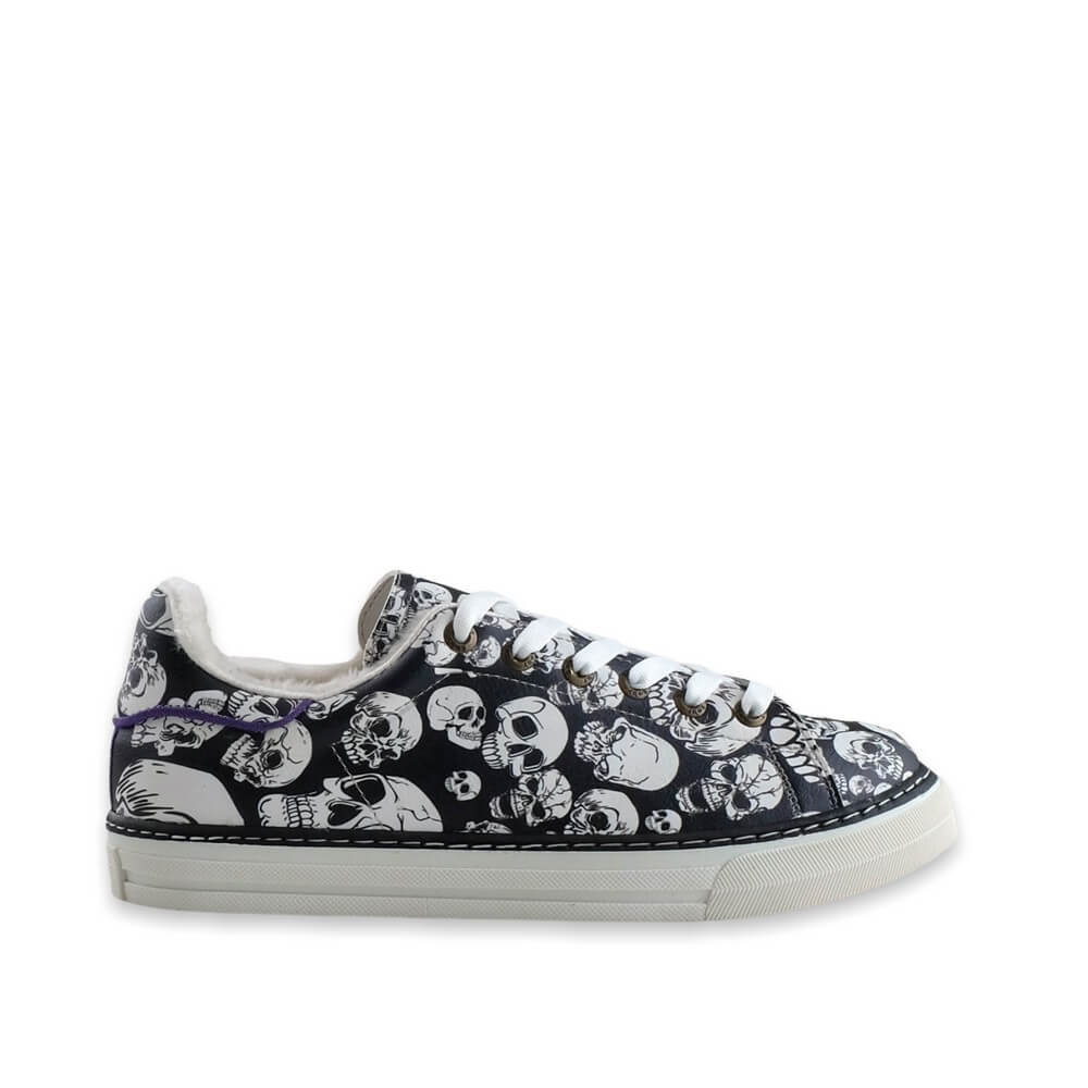 Sneaker Shoes Outlet - No Exchange or Return  41 EU - 10 US