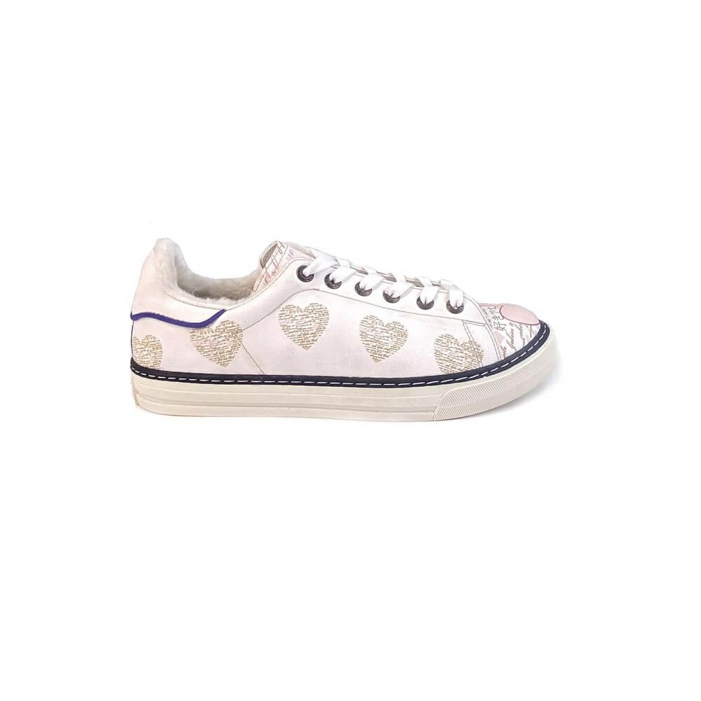 Sneaker Shoes Outlet - No Exchange or Return  39 EU - 8.5 US