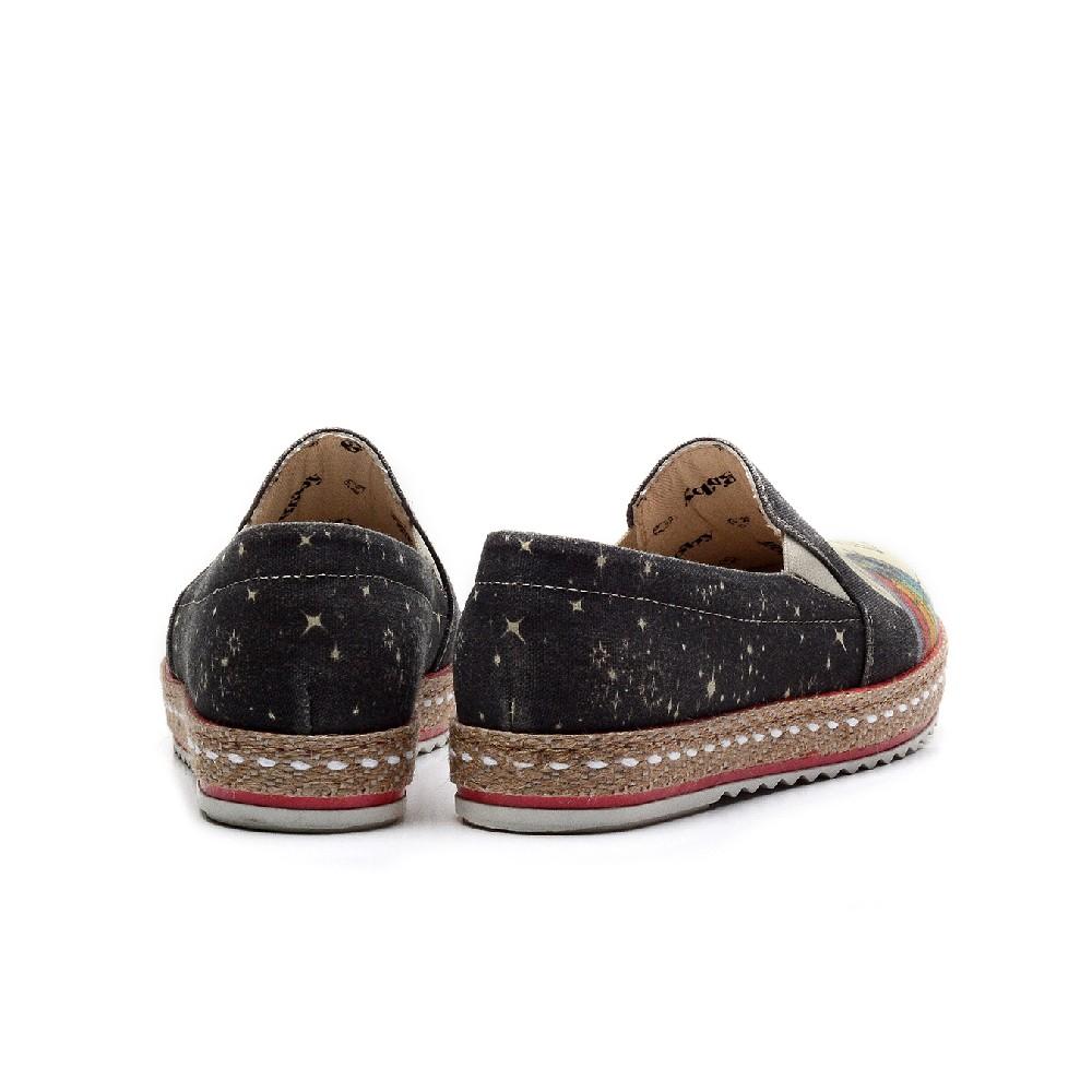 Sneaker Shoes Outlet - No Exchange or Return  40 EU - 9.5 US