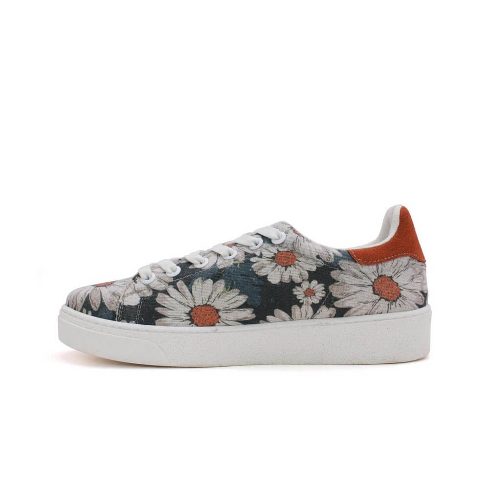 Sneaker Shoes Outlet - No Exchange or Return 37 EU - 6.5 US