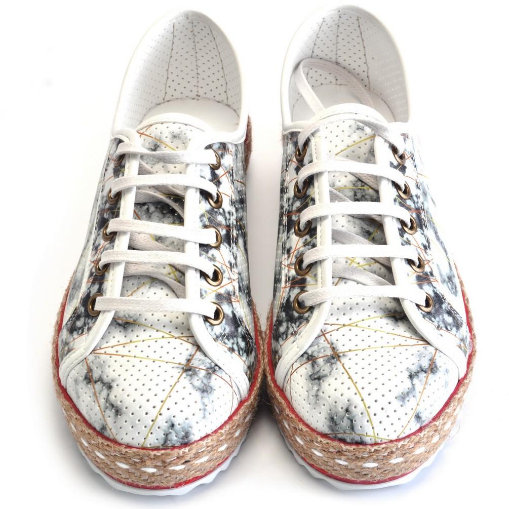 Sneaker Shoes Outlet - No Exchange or Return  37 EU - 6.5 US