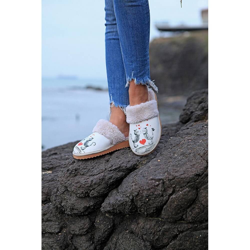 Shearling Slipper Outlet - No Exchange or Return  37 EU - 6.5 US