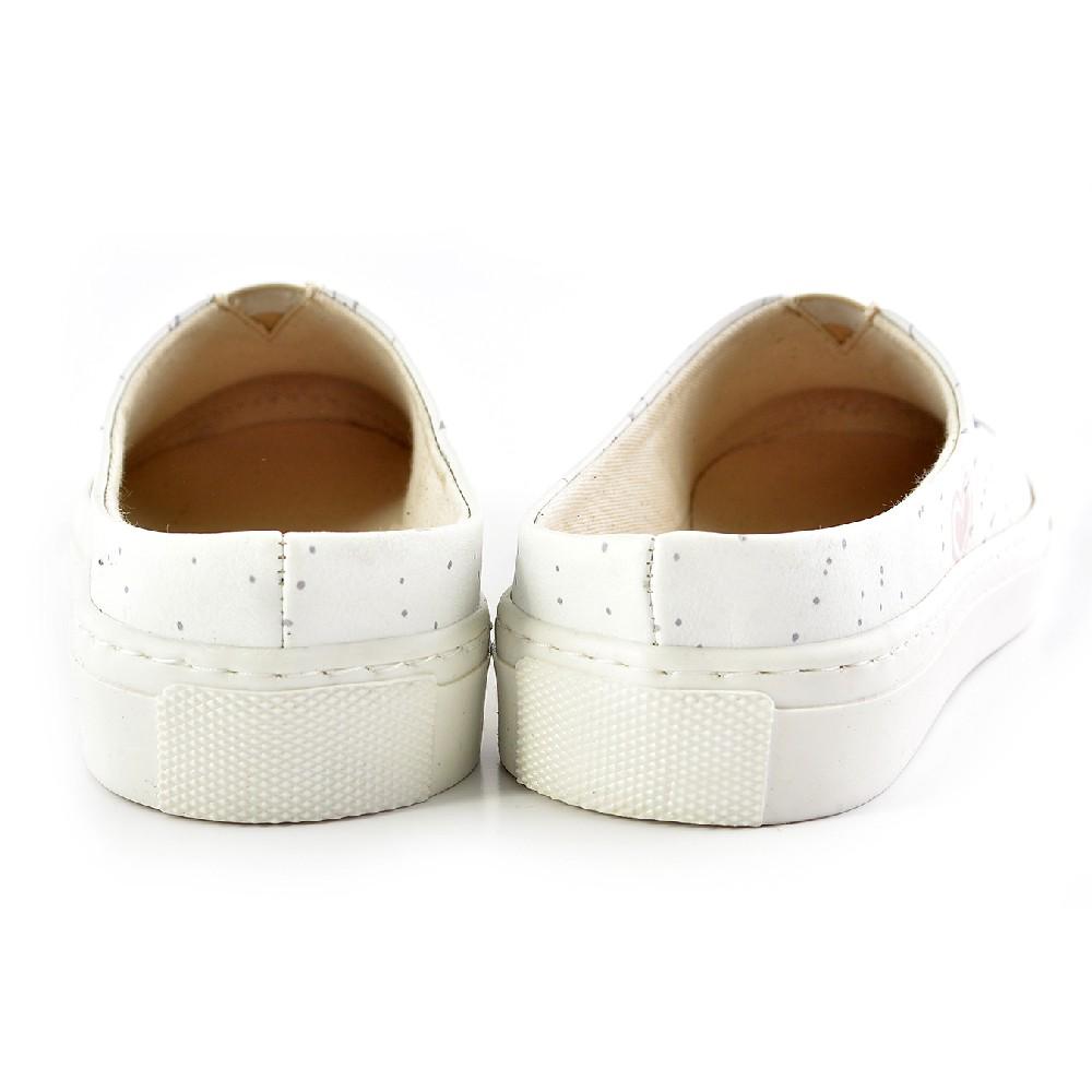 Slipper Outlet - No Exchange or Return  40 EU - 9.5 US