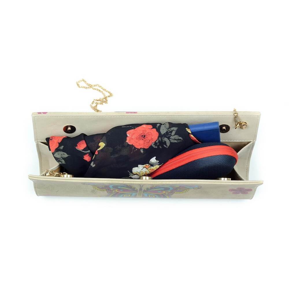 Hand Bags Outlet - No Exchange or Return