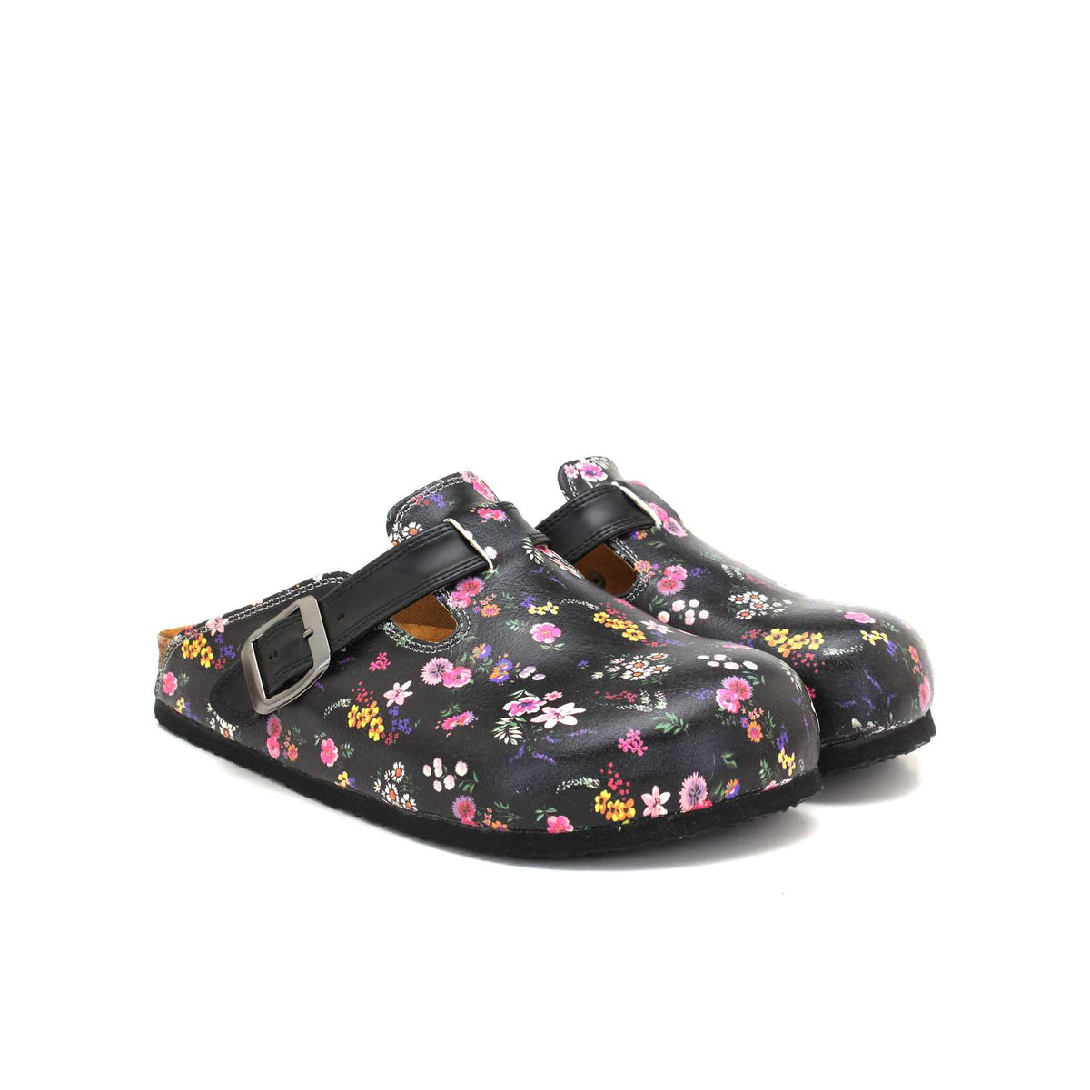 Clogs Outlet - No Exchange or Return  39 EU - 8.5 US