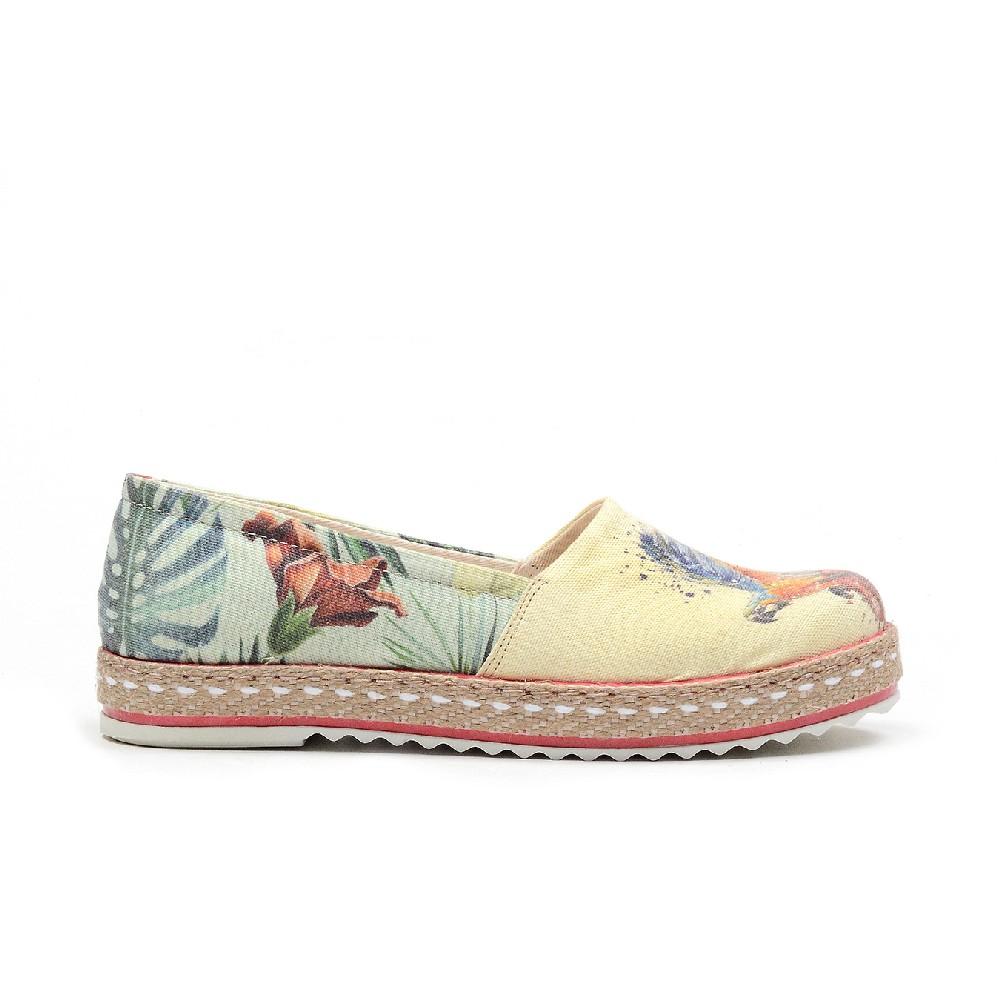 Sneaker Shoes Outlet - No Exchange or Return  35 EU - 5 US
