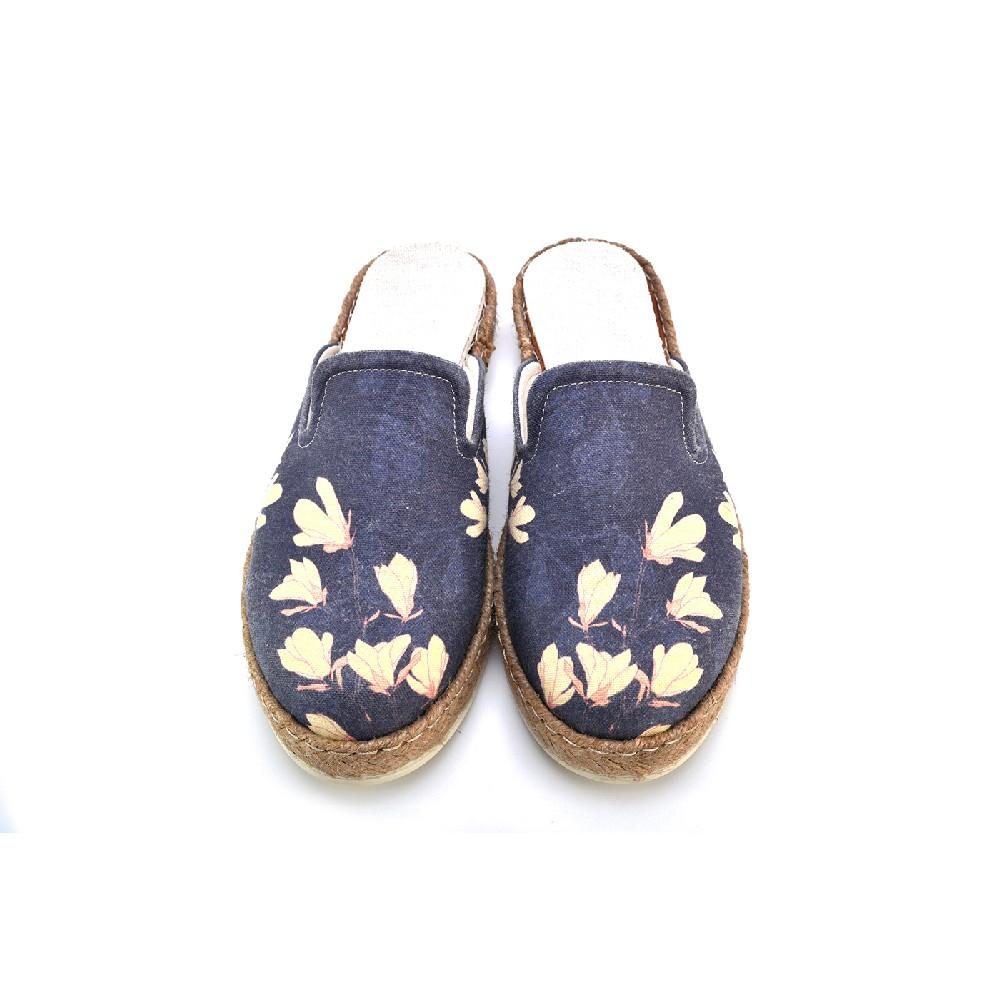 Slipper Outlet - No Exchange or Return  37 EU - 6.5 US