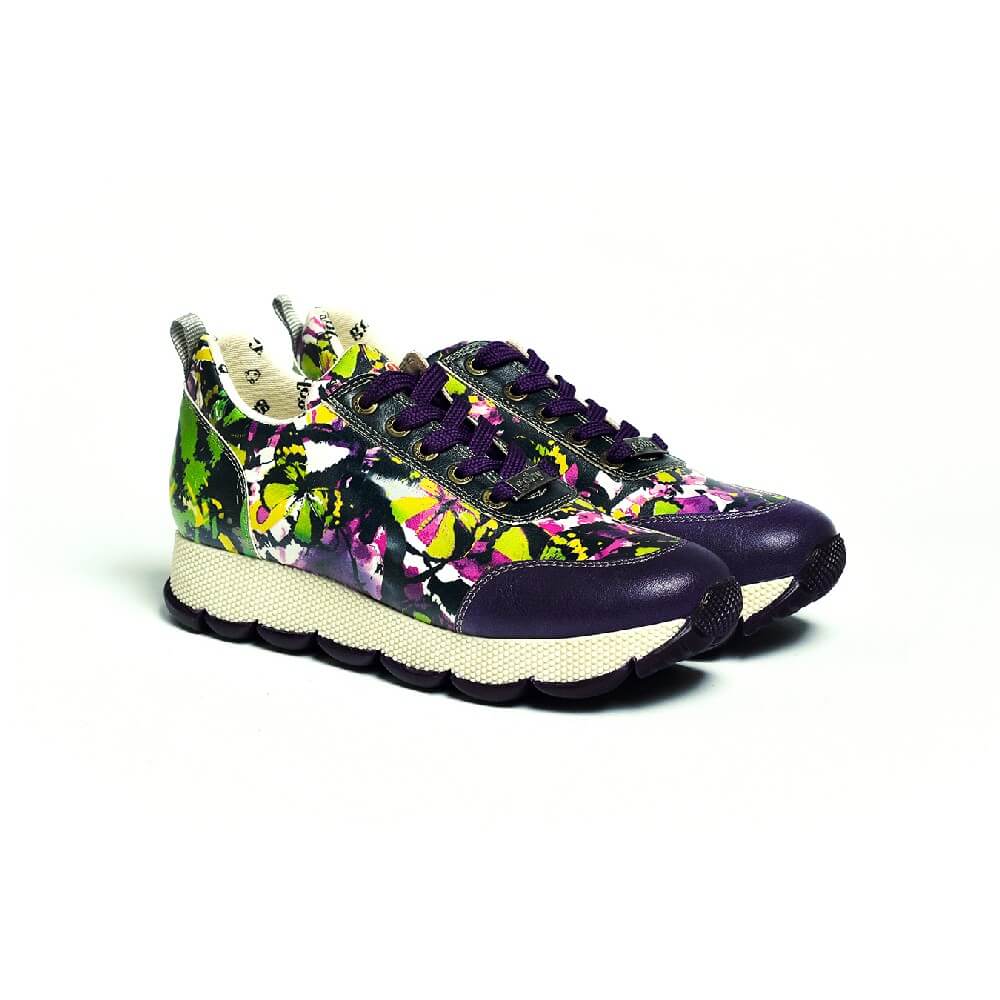 Sneaker Shoes Outlet - No Exchange or Return  40 EU - 9.5 US