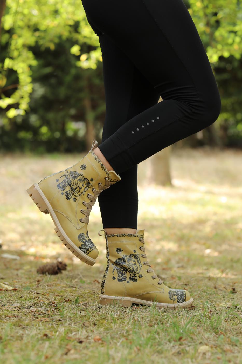 Long Boots Outlet - No Exchange or Return  41 EU - 10 US