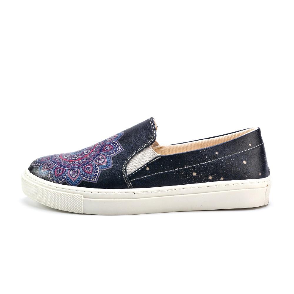 Sneaker Shoes Outlet - No Exchange or Return  38 EU - 7.5 US