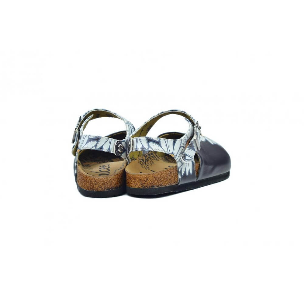 Clogs Outlet - No Exchange or Return  36 EU - 5.5 US