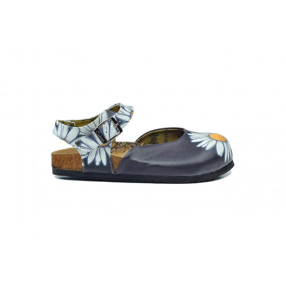 Clogs Outlet - No Exchange or Return  37 EU - 6.5 US