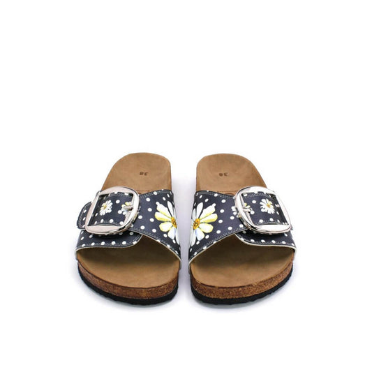 Sandal Outlet - No Exchange or Return  42 EU - 11 US