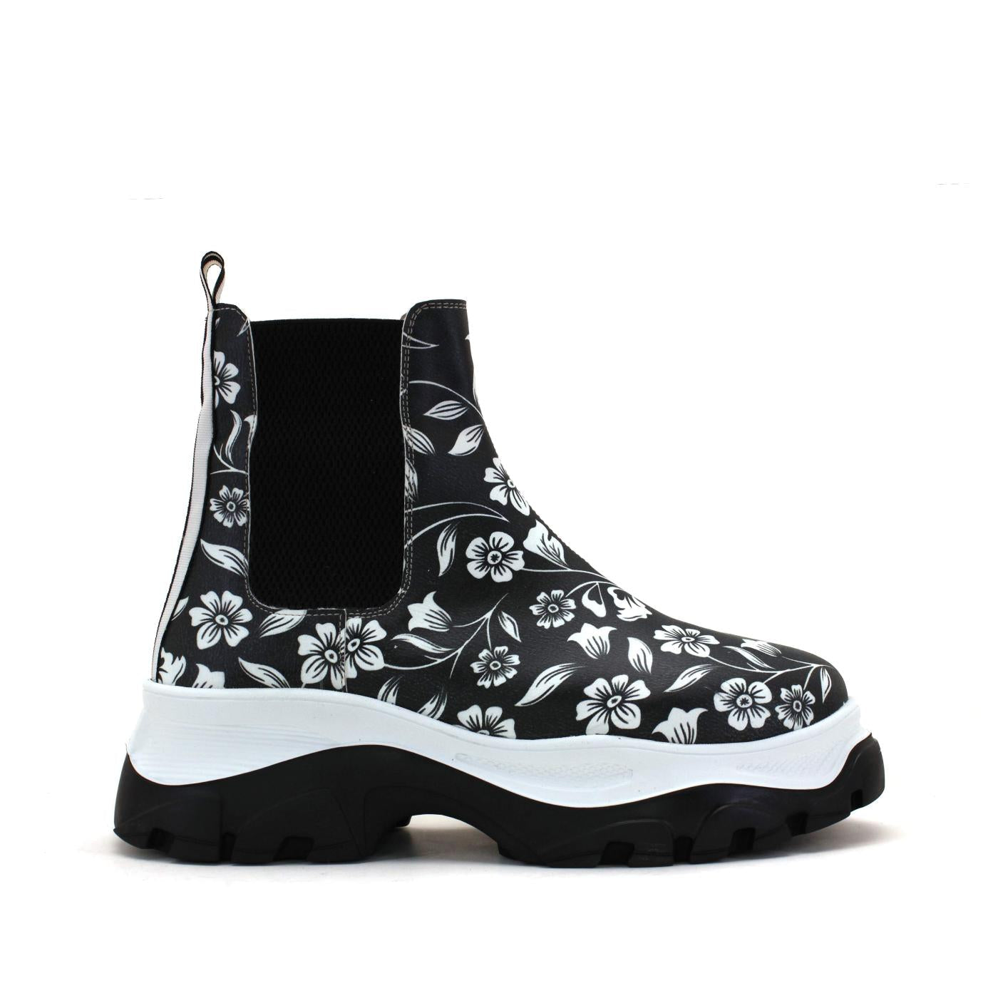 Sneaker Boots Outlet - No Exchange or Return  40 EU - 9.5 US