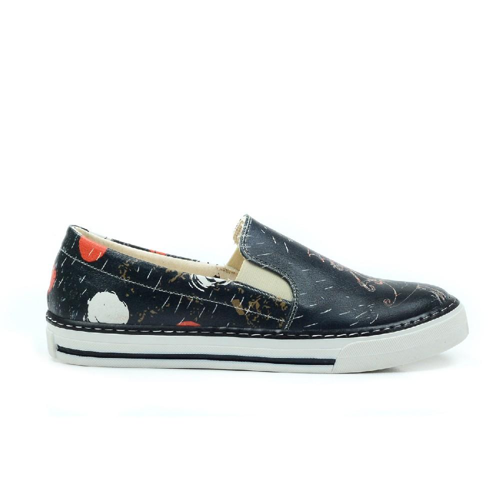 Sneaker Shoes Outlet - No Exchange or Return  42 EU - 11 US