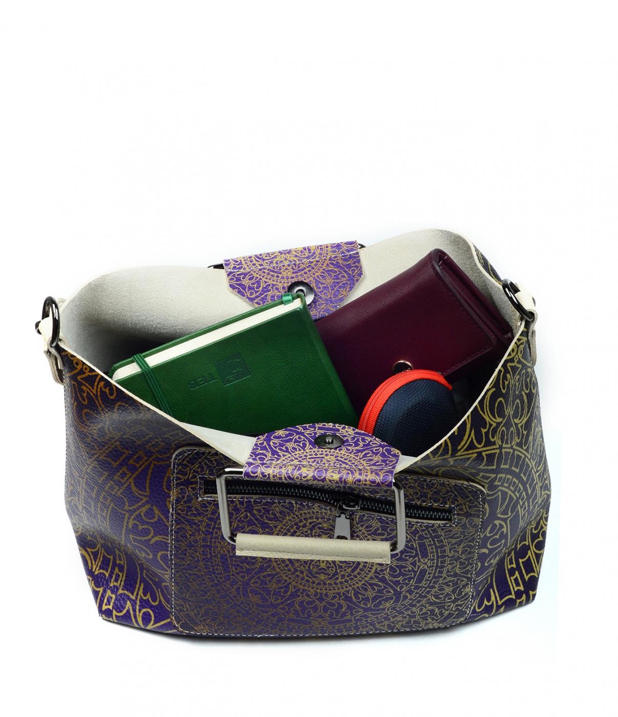 Gold Lines Hand Bags CAN603